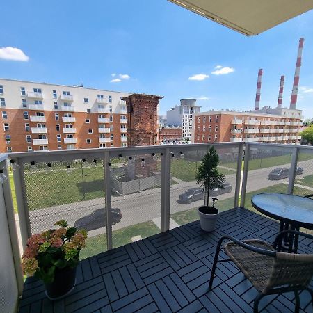 Apple Apartments - Wroblewskiego Prywatne Miejsce Parkingowe Łódź Esterno foto